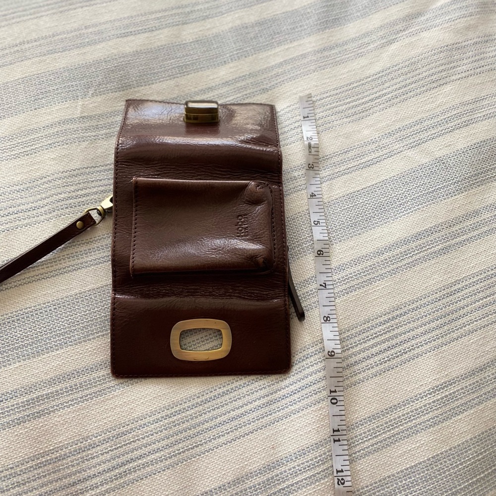 Hobo Brand small wallet / wristlet. Like new condition. - Picture 3 of 5